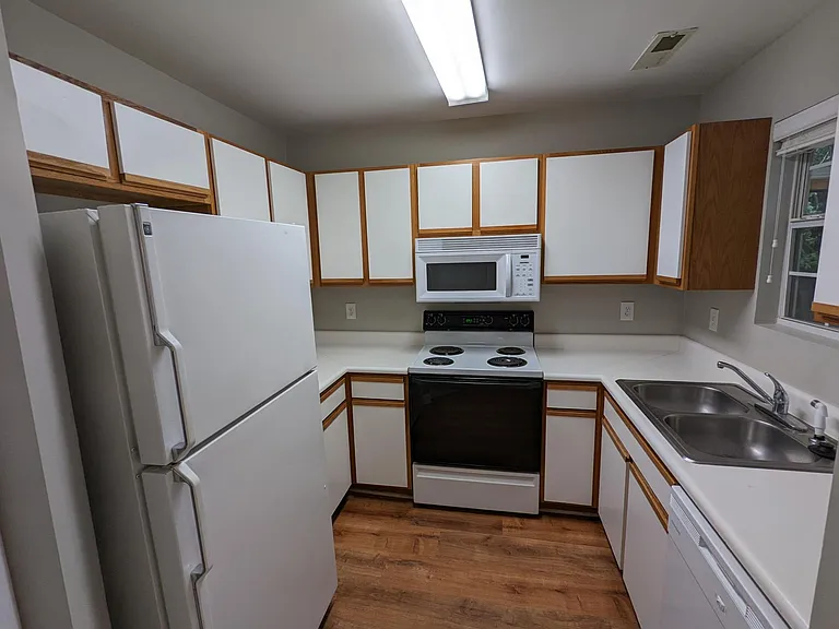 116 Brushy Hollow Ln — Photo 9