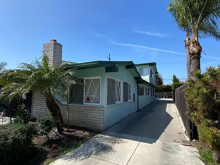 761 Coronado Ave — Photo 1