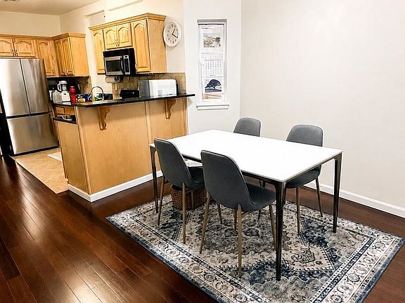 5th image of 395 2nd St #302-3R
