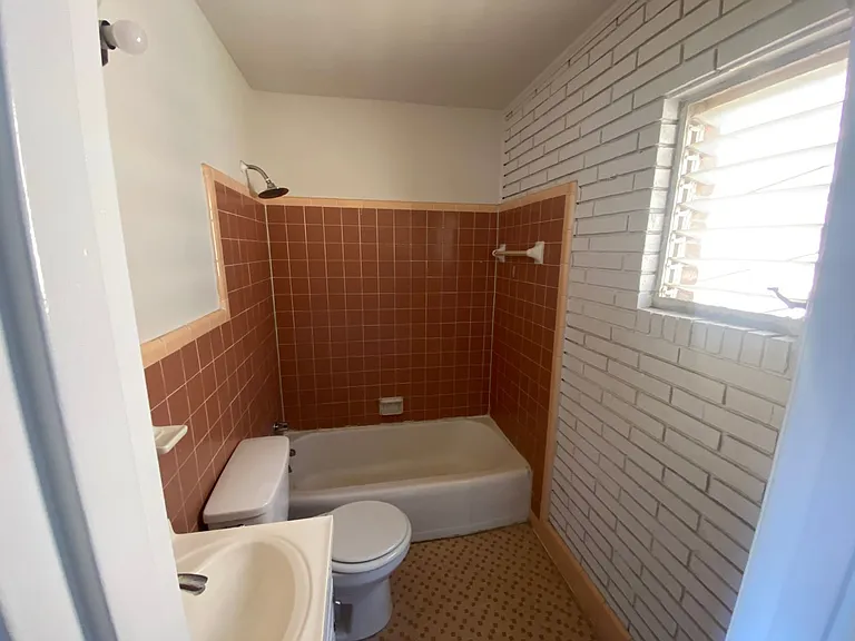 1212 Aster St — Photo 6