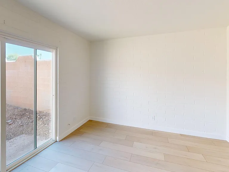 1712-1724 E Ocotillo Rd — Photo 129