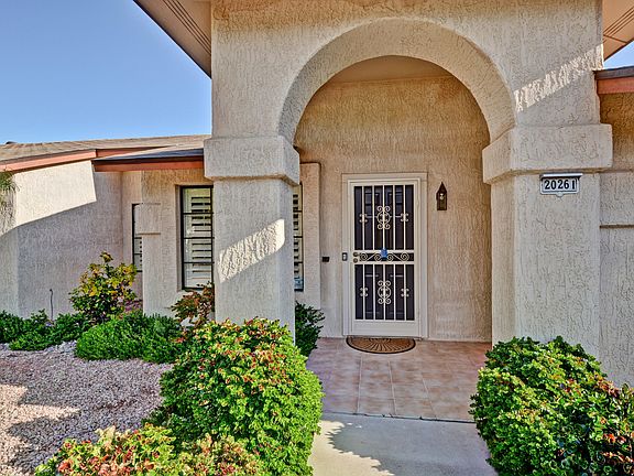 3rd image of 20261 N Broken Arrow Dr