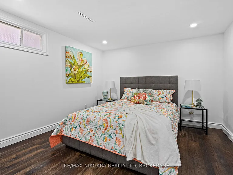 8235 Paddock Trail Dr #LOWER — Photo 10