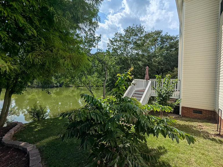 12 Lake Valley Ct — Photo 25