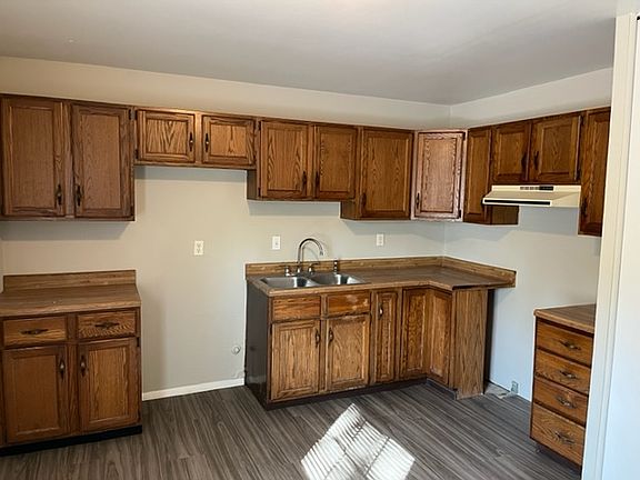 4th image of 4474 Kenyon Ave