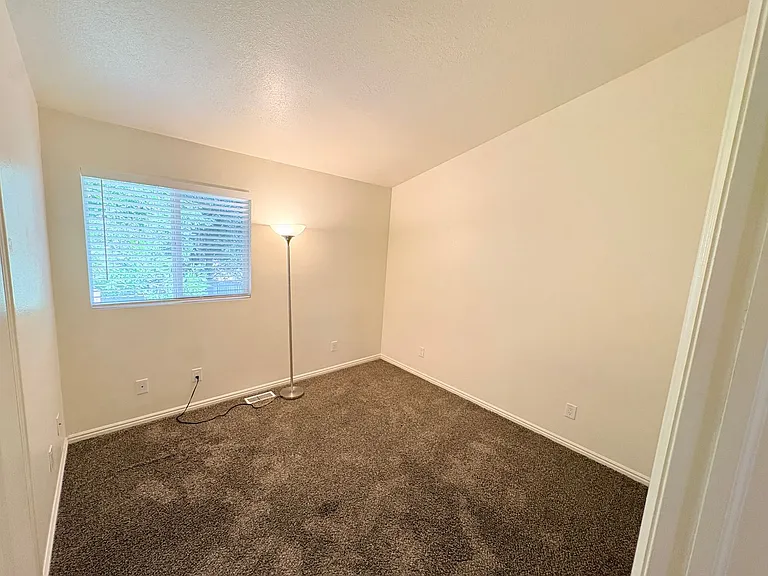 334 W Mountain View Dr — Photo 20