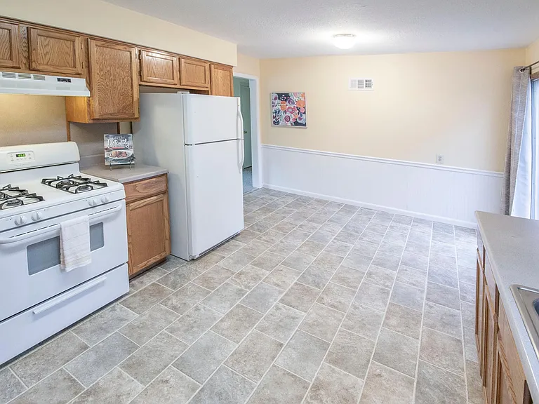 7430 Reeds Ln — Photo 7