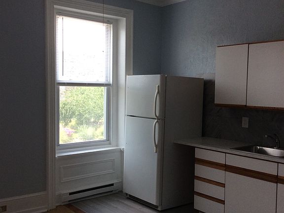 5th image of 729 Corinthian Ave APT 2F