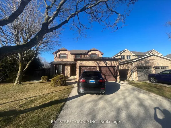 342 Carrier Ln, Oakville, ON L6H 5G6