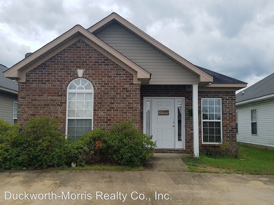 1st image of 9755 Moonlight Dr