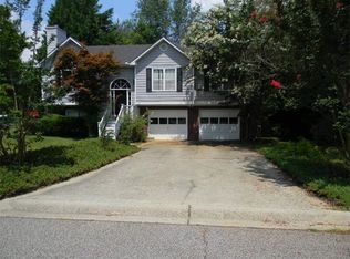 722 Muirfield Dr, Winder, GA 30680