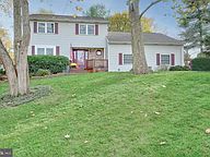 3 Farm House Ln Camp Hill Pa 17011 Zillow