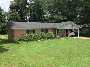 207 Locust St, Winona, MS 38967