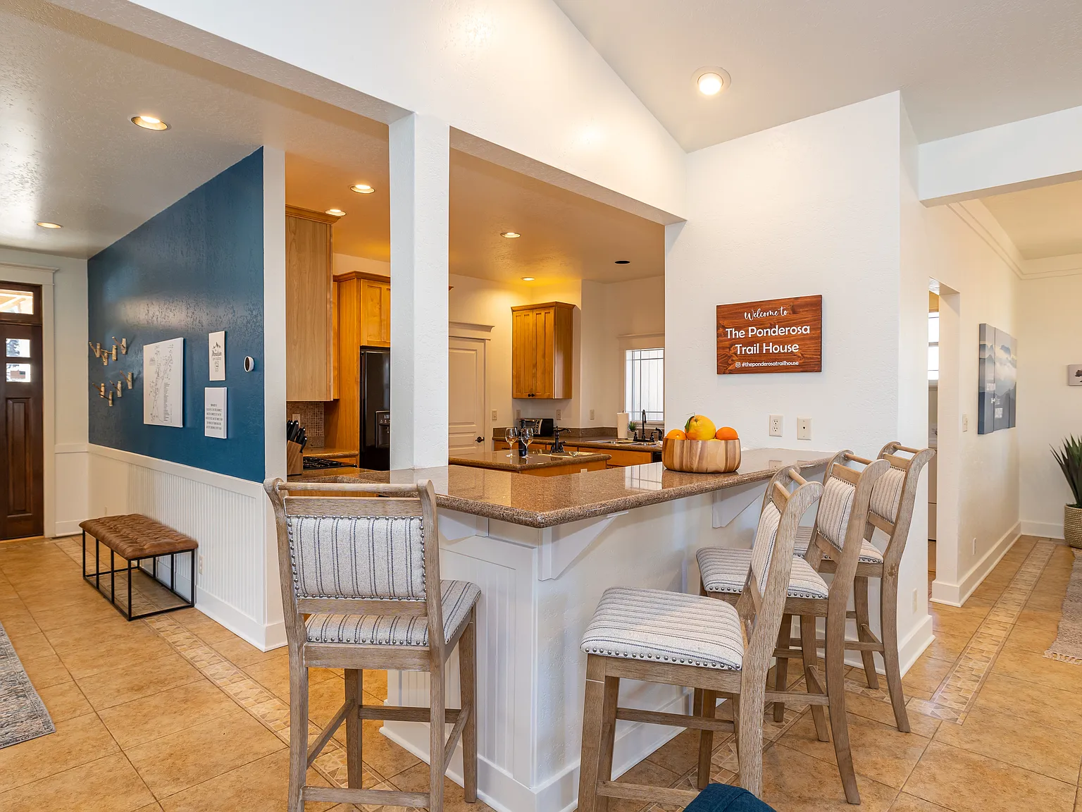 3 bed, 1963 sqft, $4,000 — Photo 4