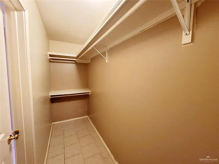 2402 Tahiti Dr #6 — Photo 11