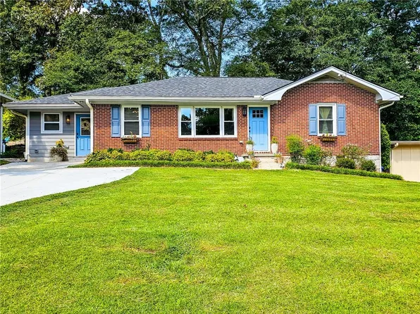 846 Gardenia Ln, Decatur, GA 30033