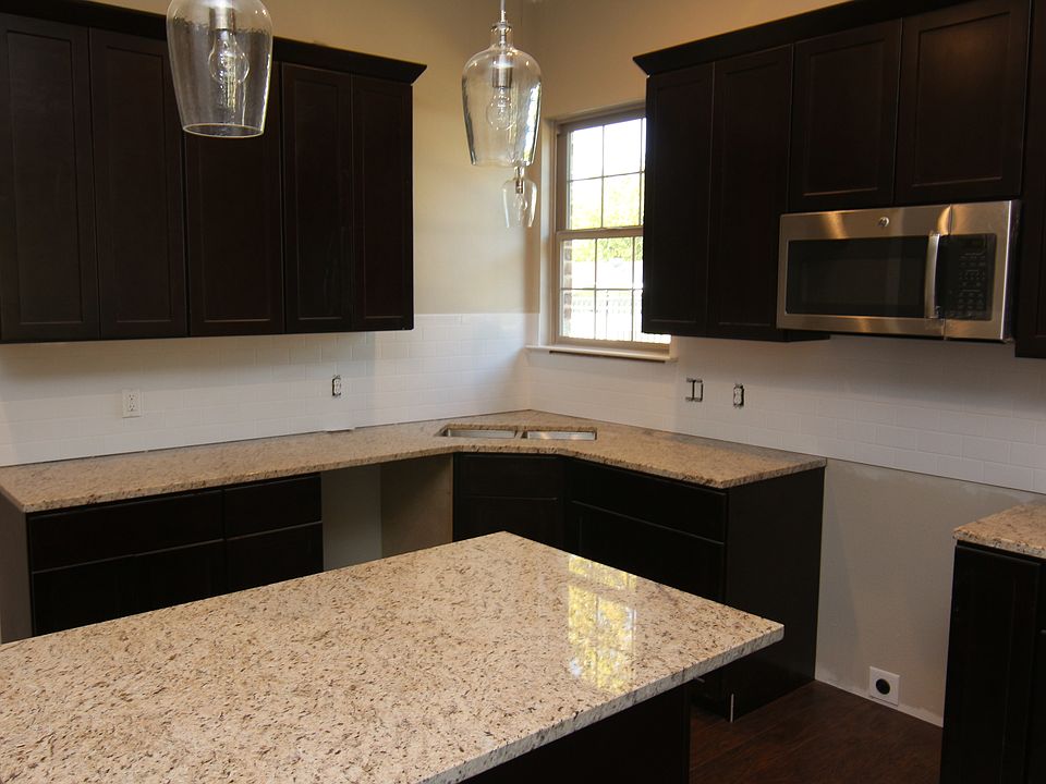1st image of 5237 Park Dr