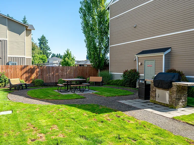 Avenue 66 | Exterior