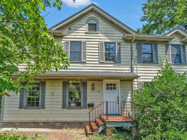 147 Northfield Rd
