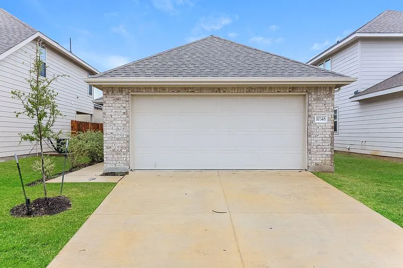 10348 Green Br