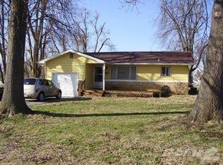 2039 E Elm St, Springfield, MO 65802