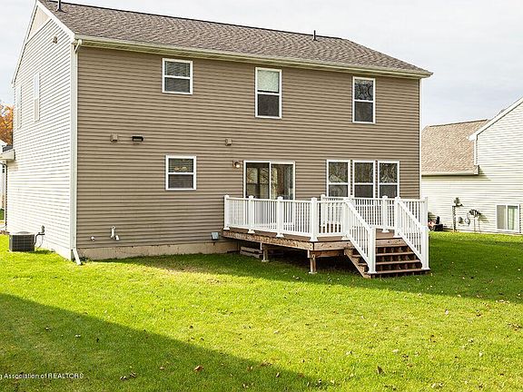 2nd image of 3612 Beal Ln