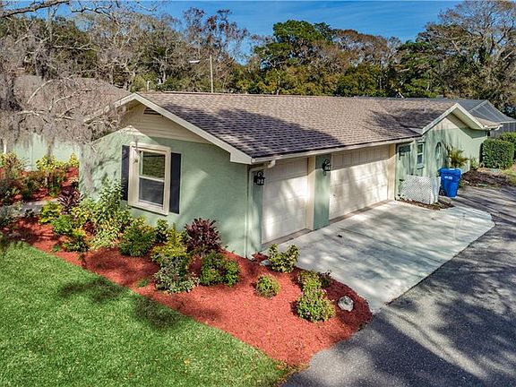 4th image of 1659 Robin Hood Ln