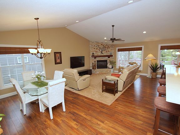 3rd image of 2023 E 58th St
