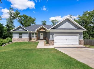 7 Cressage Ln, Bella Vista, AR 72714