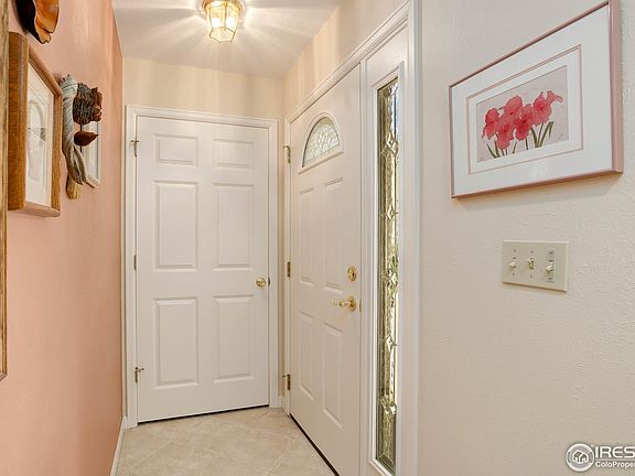 2nd image of 4955 Clubhouse Cir