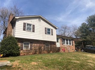 112 Treeline Trl, Mount Airy, NC 27030