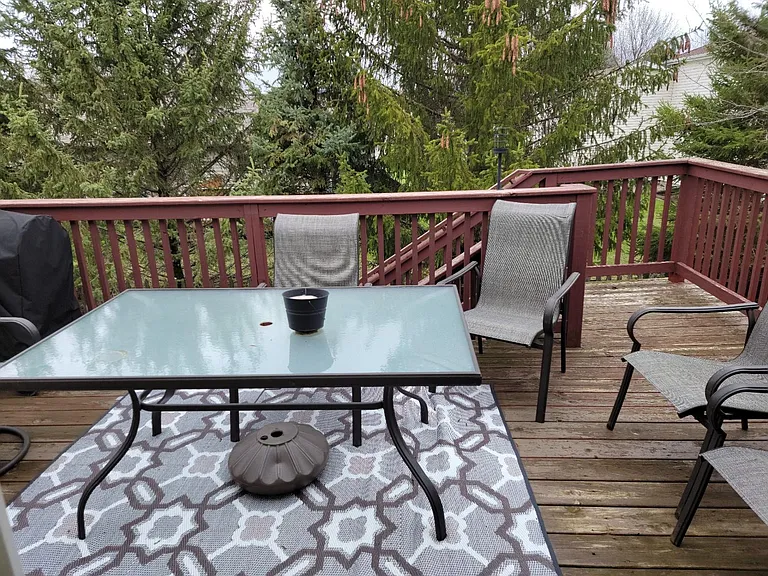 14 Columbia Ct — Photo 20