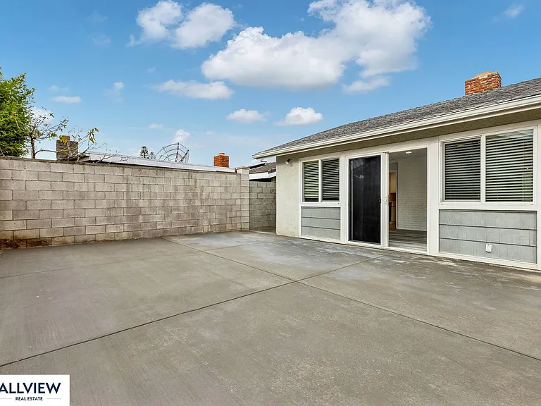 8781 Haveteur Way — Photo 35