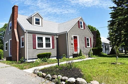 2nd image of 78 Studley Ave