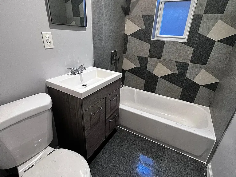 122 Wade St #6C — Photo 5