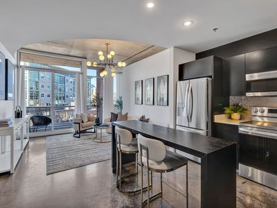 600 12th Ave S APT 429, Nashville, TN, 37203