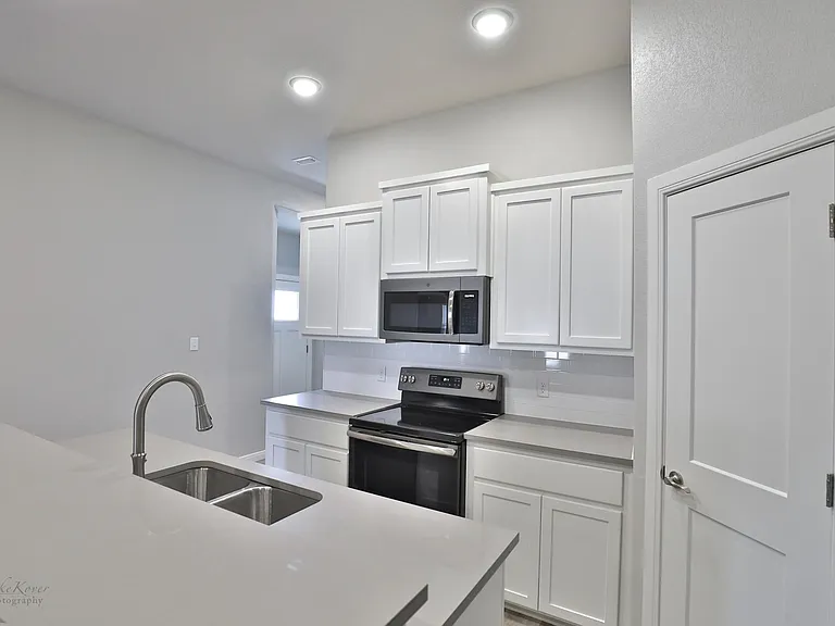 6620 Jennings St — Photo 5