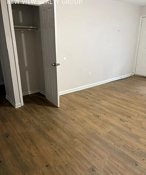 1119 Grady St — Photo 8