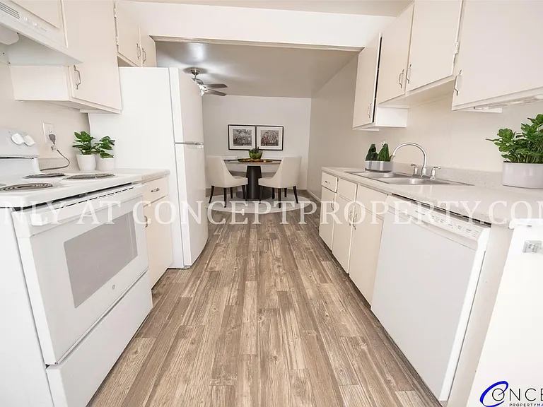 Aspen Pines — Photo 188