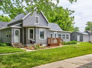 1229 9th St, Nevada, IA 50201