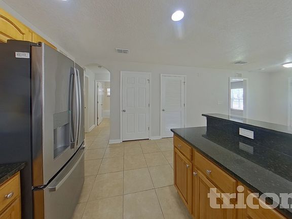 4th image of 8014 N 14th St