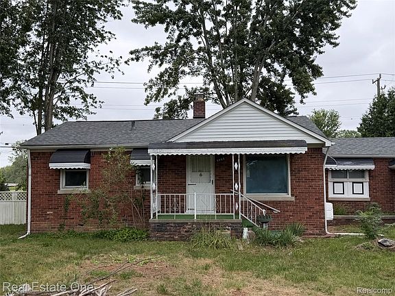 4th image of 4985 Denton Rd