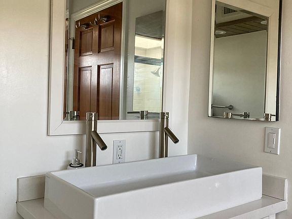 5th image of 2526 Vasanta Way