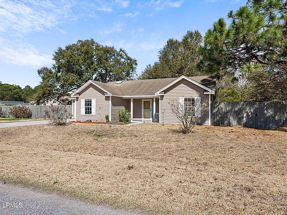 4th image of 16 Star Magnolia Drive
