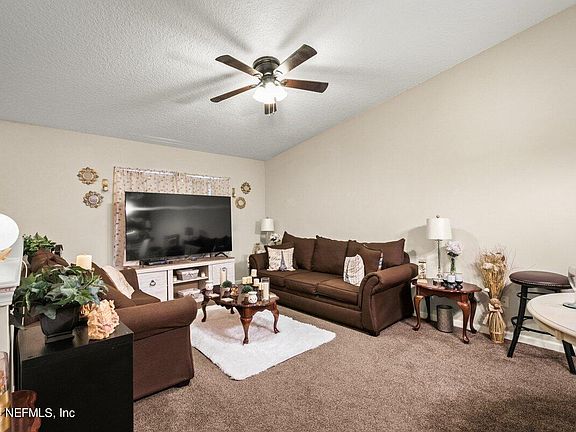 4th image of 8312 HOMEPORT Court