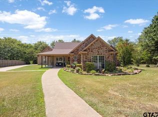 15610 Regian Dr, Lindale, TX 75771