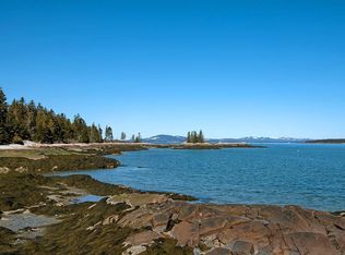 0 Island Retreat Rd, Swans Island, ME 04685