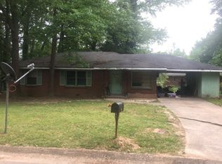 5978 Springview Dr, Forest Park, GA 30297