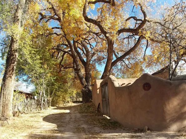 20B Rancho Ancon Ln, Santa Fe, NM 87506