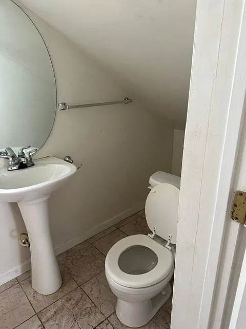 728 East Pleasant Run Parkway Drive North — Photo 2